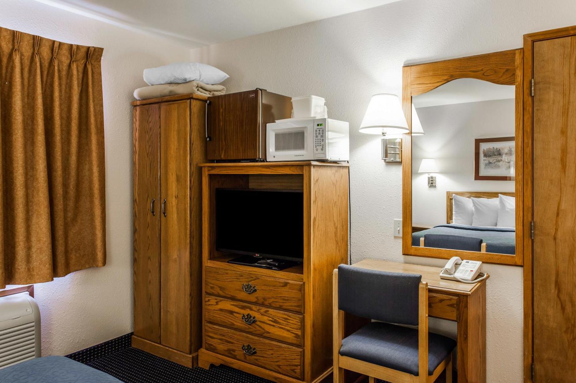 Hotel Quality & Goldendale